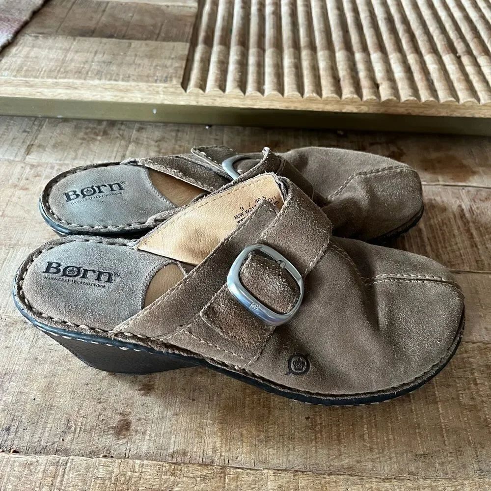 BORN Soft Suede Leather Slide Mules SZ 9